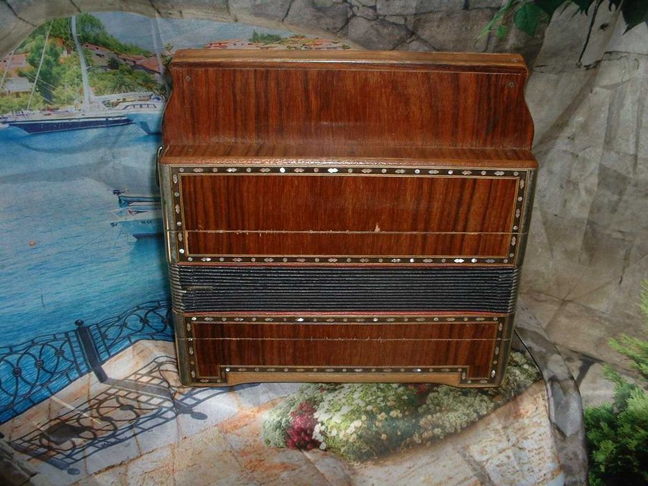 Concertina para venda N, 1018