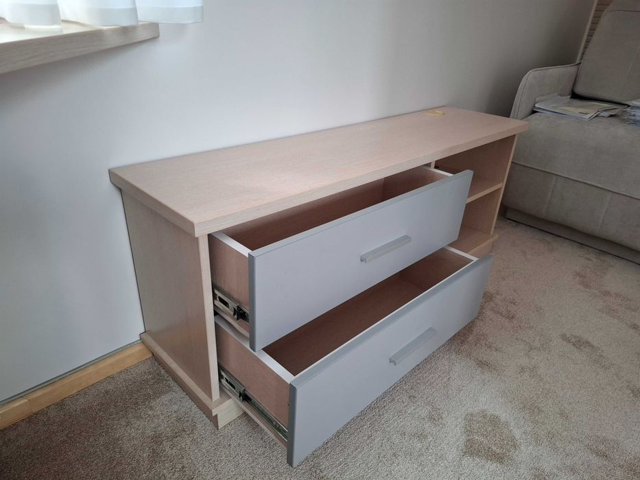 Szafka pod telewizor