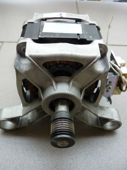 Silnik pralki Indesit hotpoint welling YXT220-2B Ariston