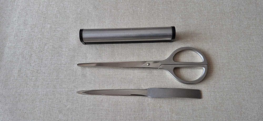 Estojo de tesoura e faca corta papel em aço inox marca SOLIGEM