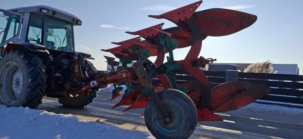 Pług Kverneland ES 95 Vario wieżyczka typ 200