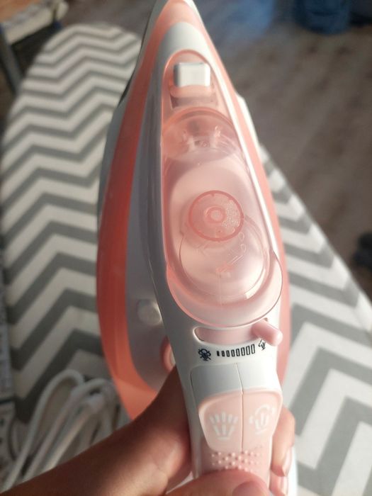 Ferro de engomar sem fios