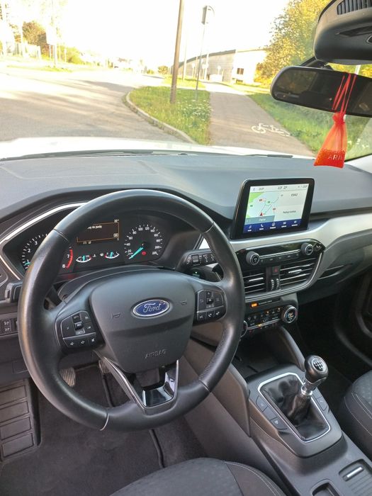 Ford Kuga Ładny.