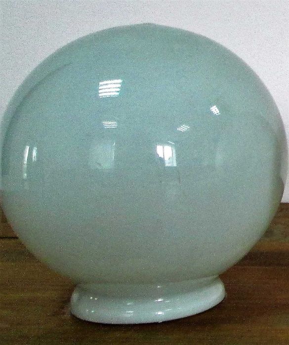 Плафони та світильники різні скляні б/у від 50 грн