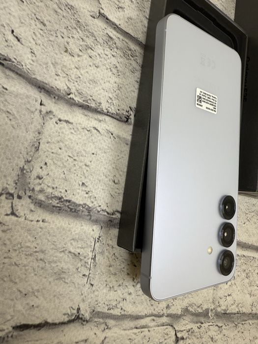 New Samsung Galaxy S25 12/256gb MDM IcyBlue