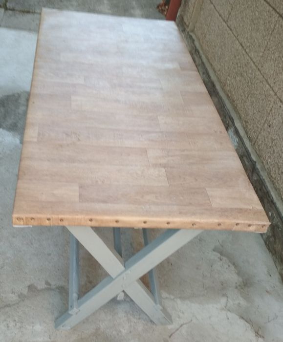 Большой деревянный стол для сада, двора, беседки