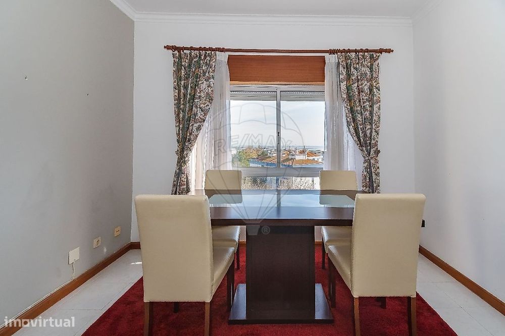 Apartamento T2 para arrendamento