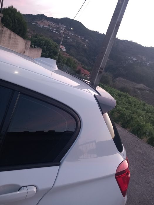 BMW 118 — fotografia 3