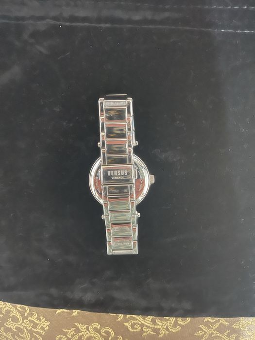 Годинник Versace