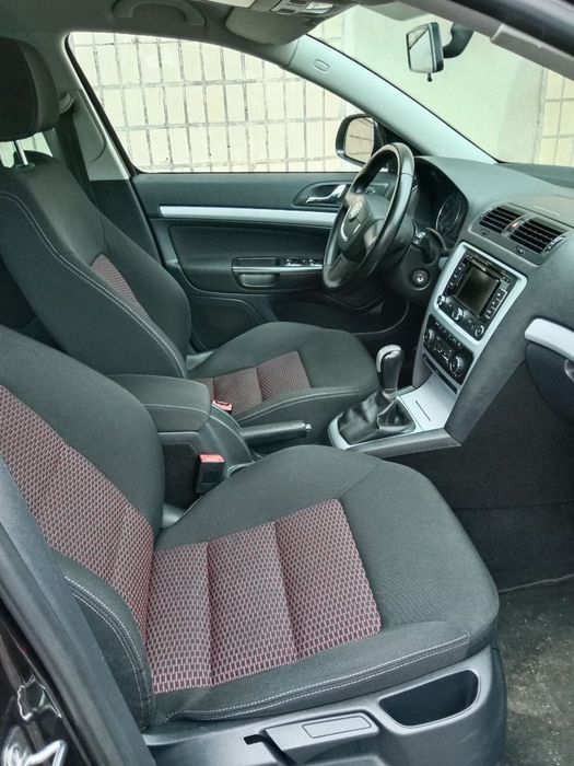 Skoda Octavia 2010 VIN TMBHJ61Z2B2035551 фото оголошення 7 з 15