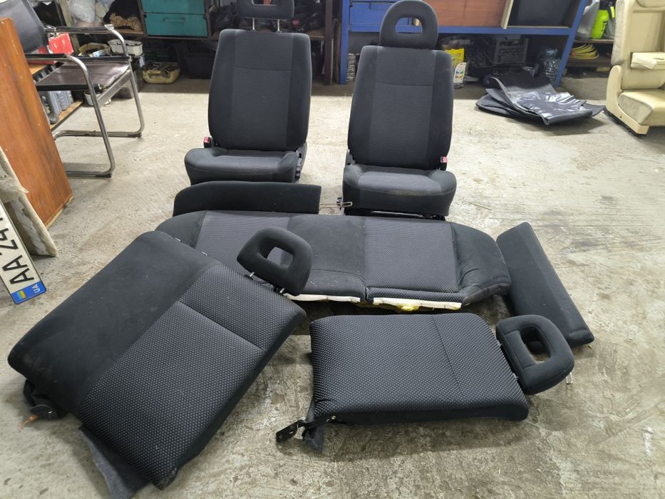 Сидіння , салон mitsubishi lancer 9