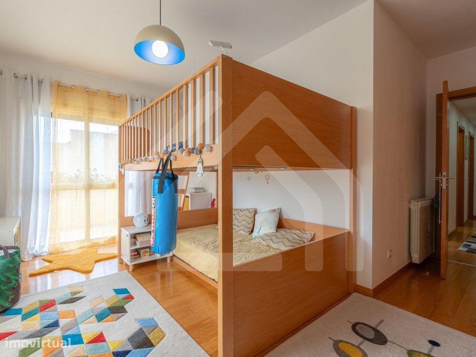 Apartamento T3 | Com sótão | Alqueves