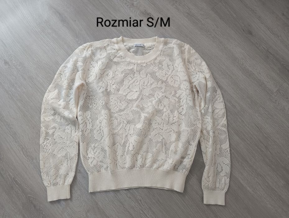 Bluzki i sweterki
