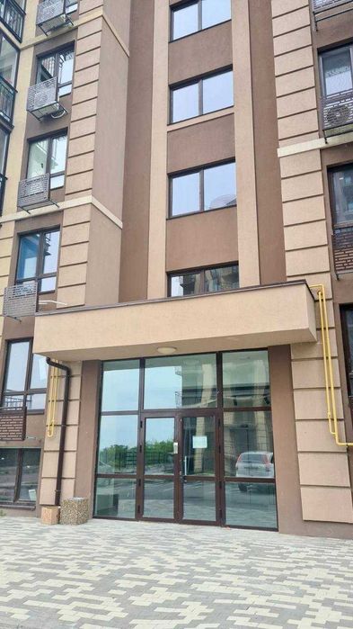 2к 58,5м Кришталеві Джерала в зеленому районі Києва