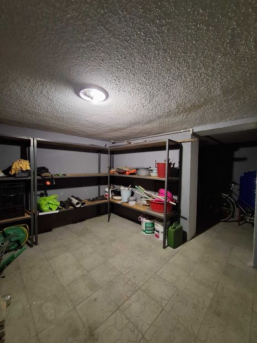 Продам новенький та затишний будинок