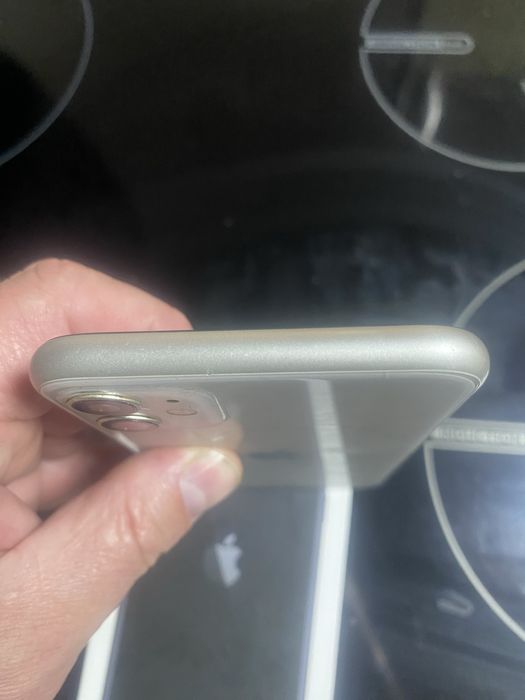Iphone 11 128gb 68% bateria
