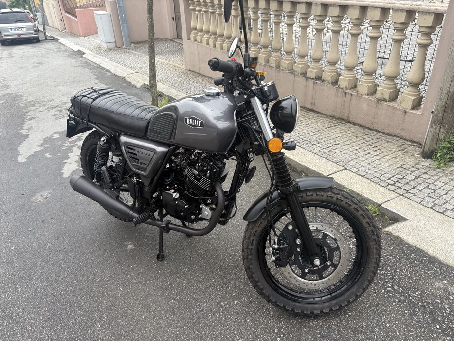Bullit Bluroc 125 ( 980 km )