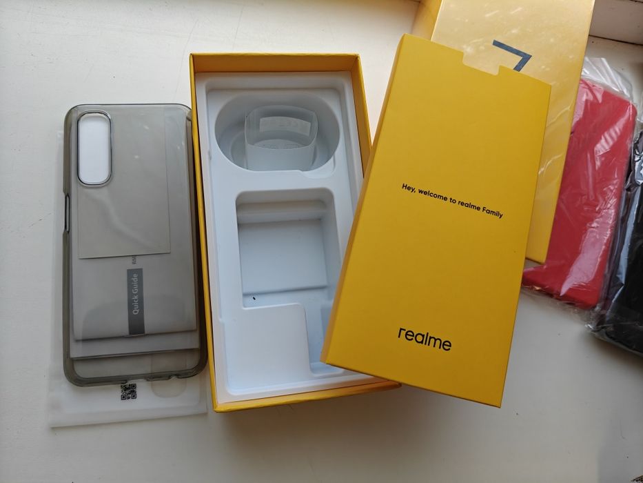 Продам realme 7 6/64