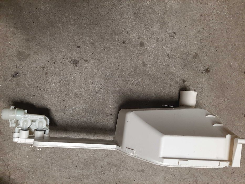 Silnik drzwi pompa krzyżak moduł elektrozawór pralka whirlpool indesit