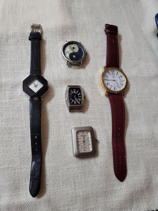 Relógios  usados em bom  estado para usar em qualquer  situação