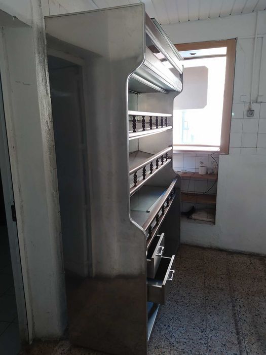 Expositor para pão, bolos, usado em bom estado