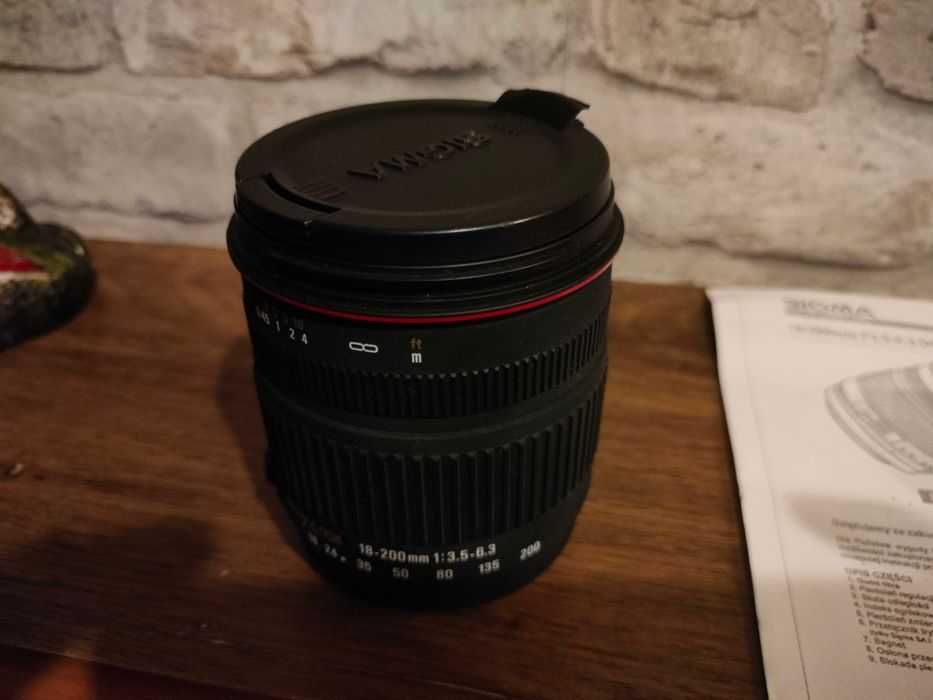 Sprzedam Obiektyw Sigma 18-200mm F3.5-6.3DC