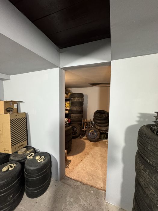 Продам капітальний цегляний гараж в центрі чернігова АК29