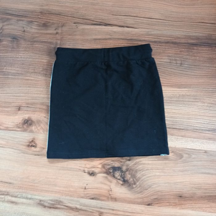 Spódnica 140 Jung Reporter czarna dresowa galowa