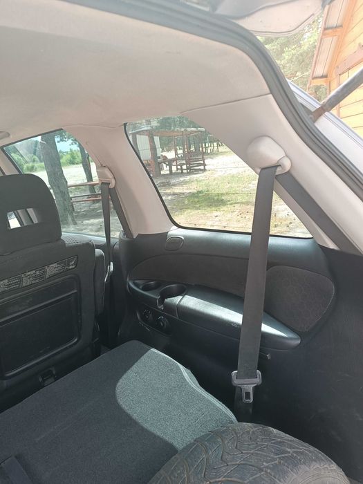 Mazda MPV 2005р 2 покоління Дизель 2л Механіка Пробіг 336к