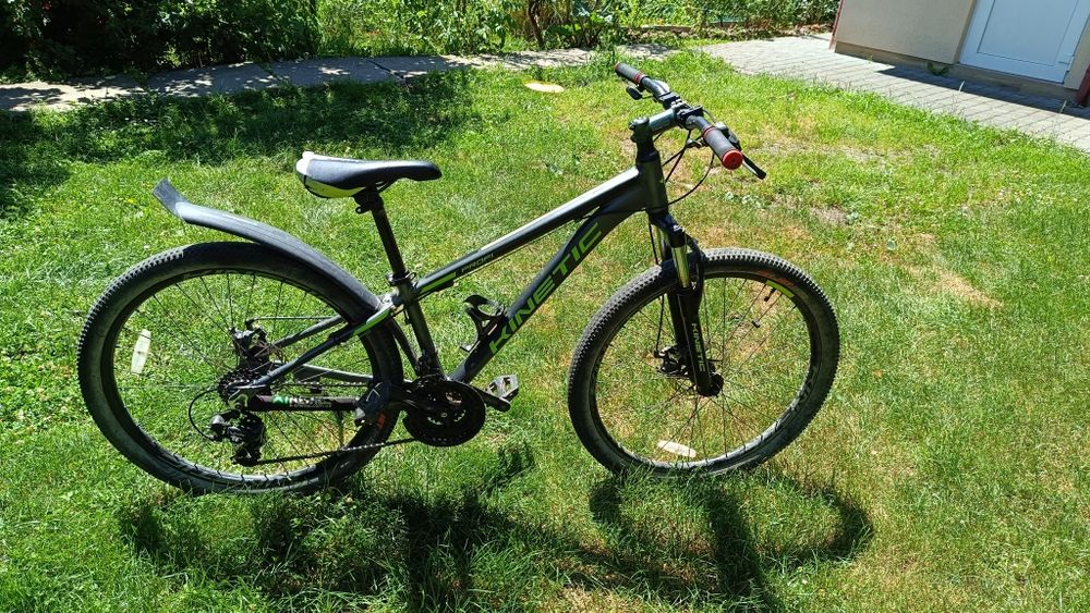 Велосипед Kinetic в хорошому стані 26 колеса