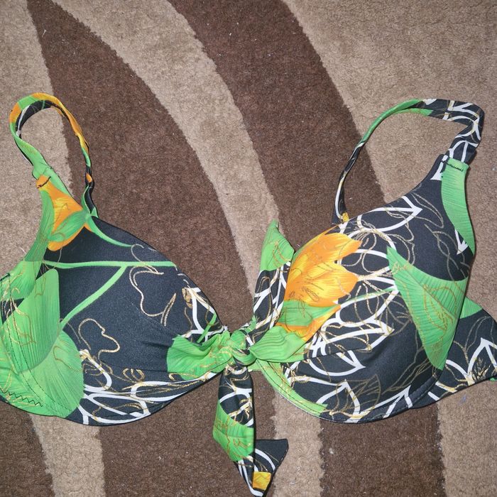 Купальник Купальнік роздільний 50-52р.