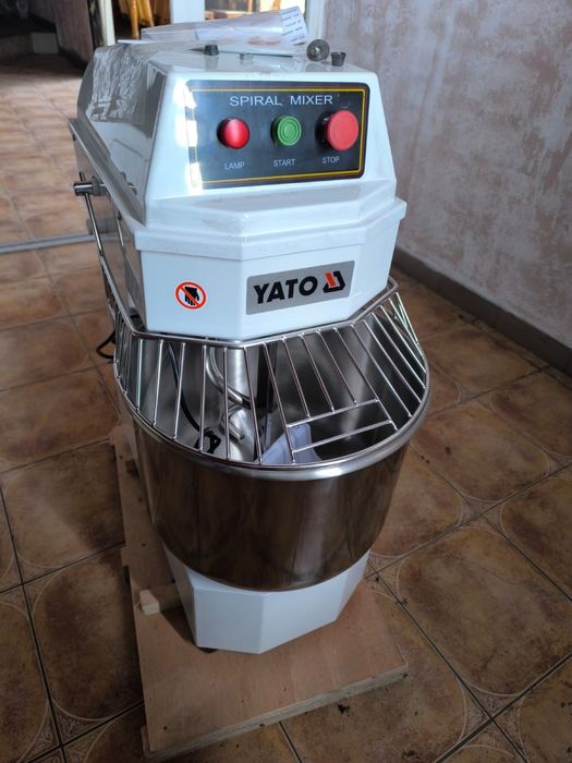 Спіральний міксер тістоміс YATO 30л