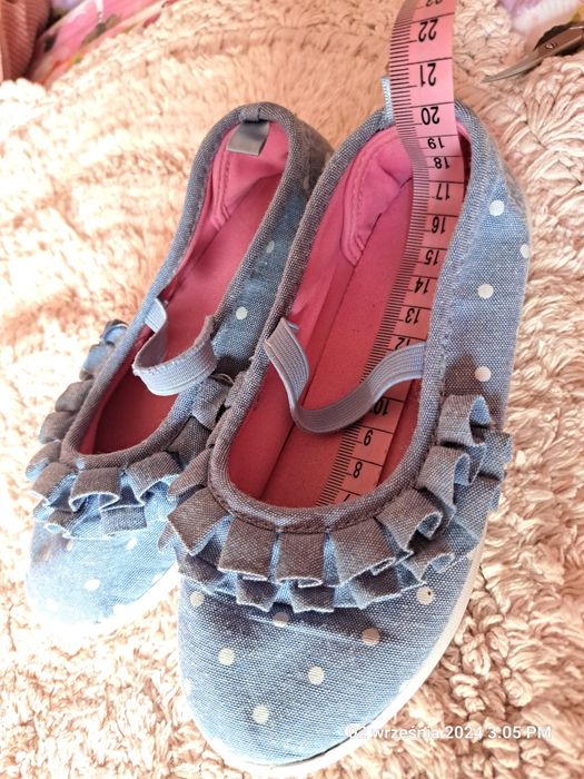 Buty kapcie do przedszkola 29