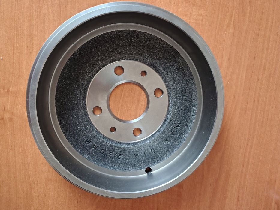 Продам задний тормозной барабан Delphi BF 379 , 230 мм для Фиат Добло