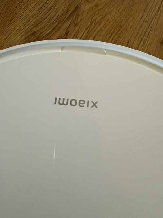 Robot sprzątający xiaomi vacum 20+ wraz ze stacją ładującą