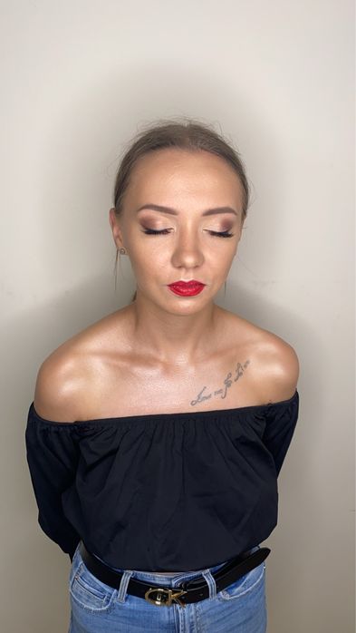 Makijaż okolicznościowy z dojazdem do klientki