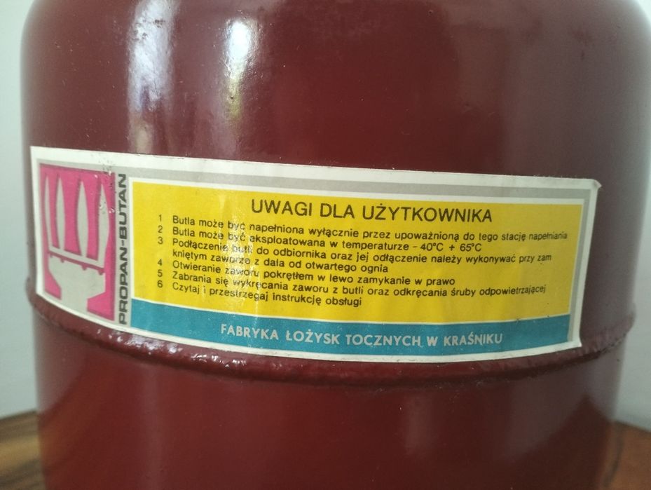 Butla turystyczna na gaz.
