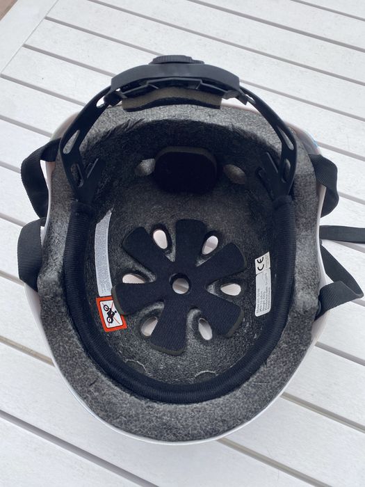 Caparece de bicicleta para crianca