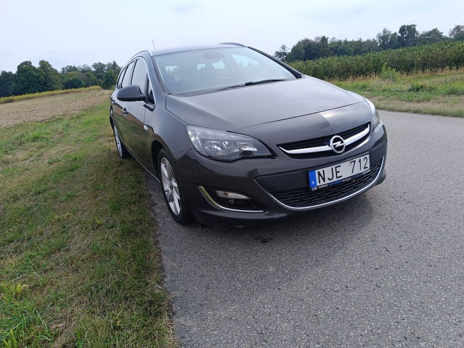 Opel Astra lift ledy 1,7 CDTI alu ekonomiczny