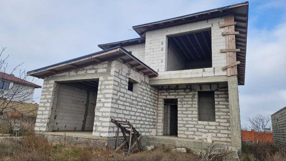 Дом недалеко от моря и посёлка Совиньон (Зелёный Гай).