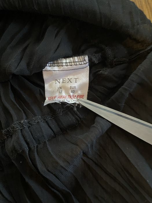 Zwiewna tunika z ozdobami Mohito