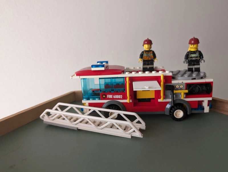 Vários sets Lego 6088, 75160, 3013, 6856, 8422, 6043, 10220,