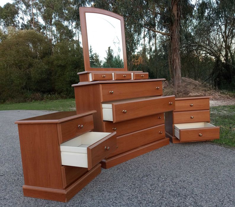 Mesinhas de Cabeceira Pinho