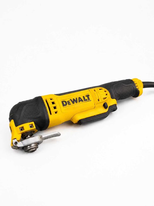 Profesjonalne Narzędzie Wielofunkcyjne DeWalt DWE315KT