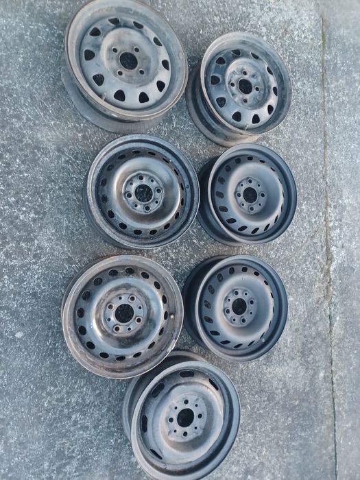 Felga felgi R13 do przyczepki przyczepy 4x98 4x100 różne
