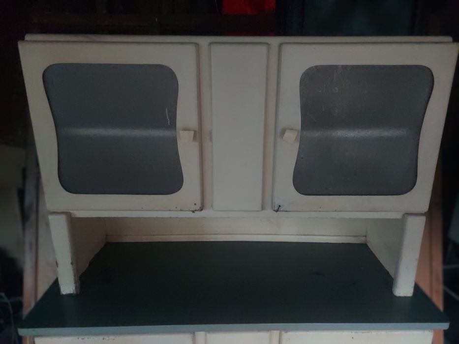 Stary Kredens kuchenny PRL