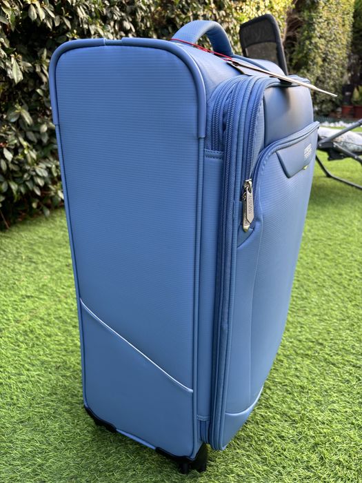 American Tourister SummerRide