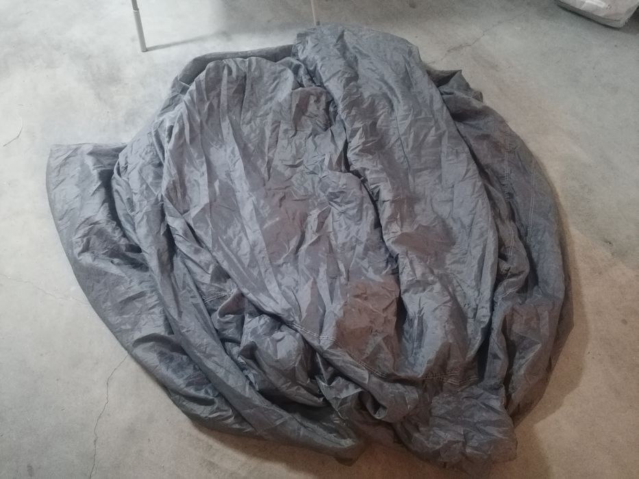 Capa automóvel usado