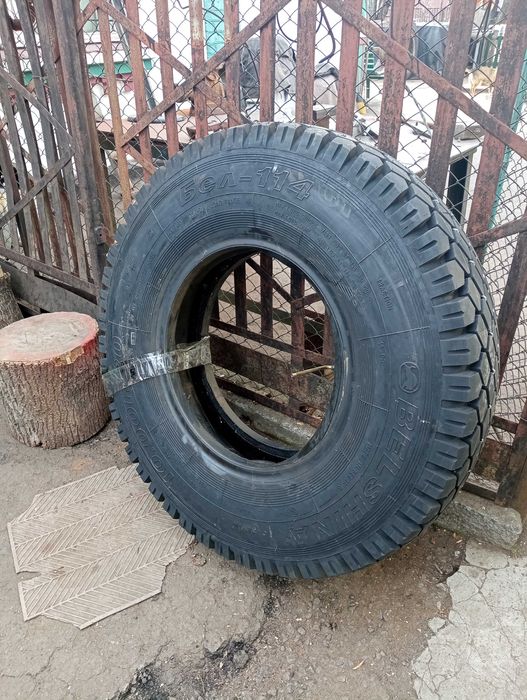 Продам автошини БЕЛ-114 10.00 Р-20