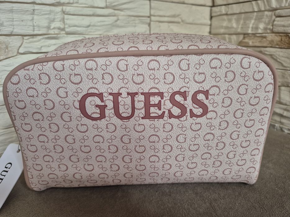 Kosmetyczka Damska Guess Blush Insignia Travel